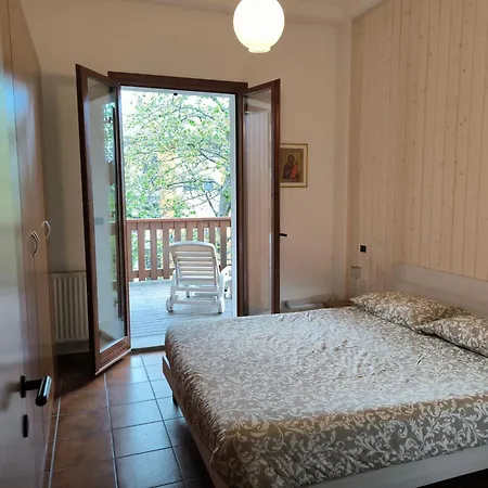 Bilocale Gran Chalet Монтекрето